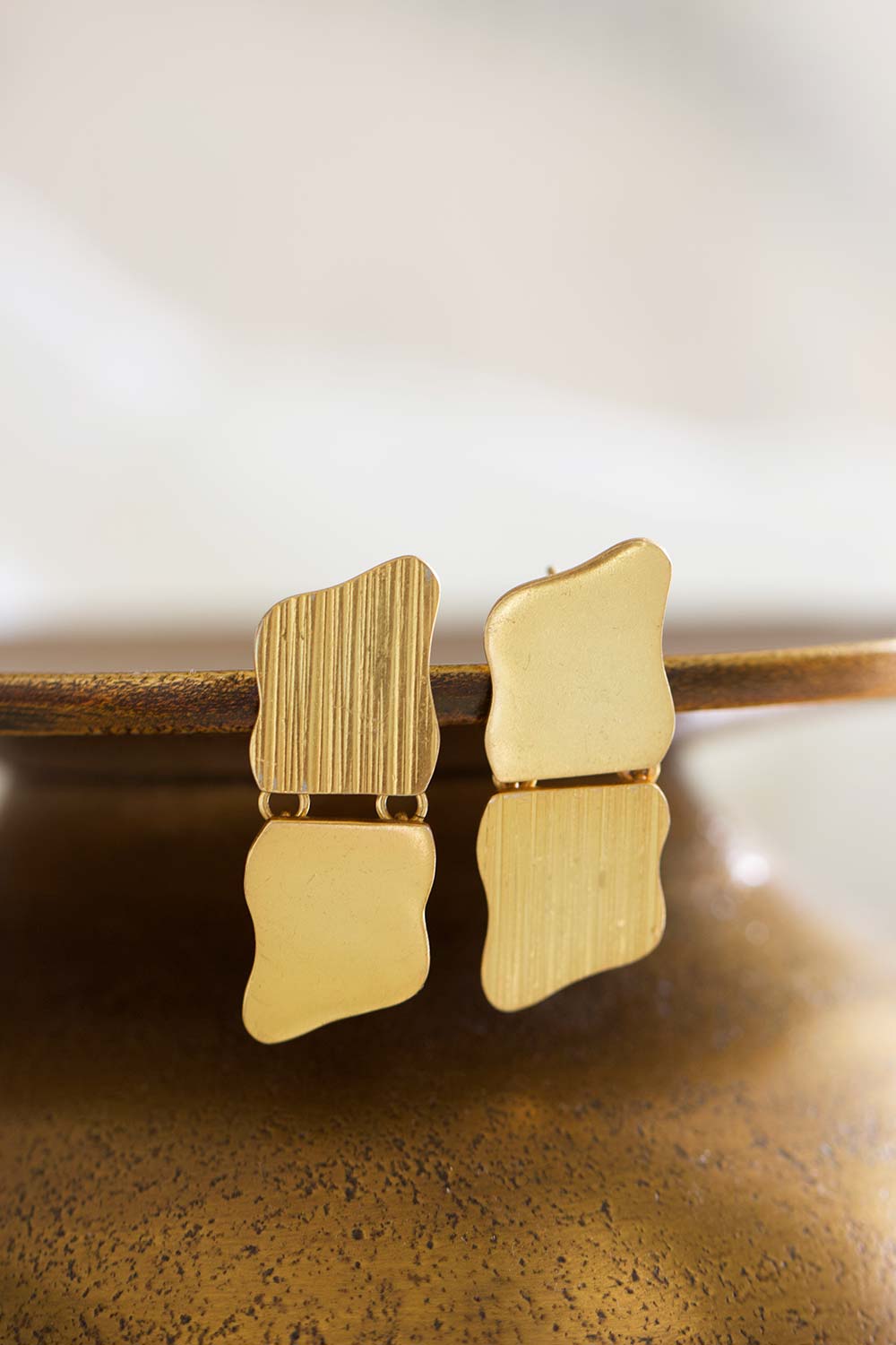 Aria Dangle Earrings - Gold